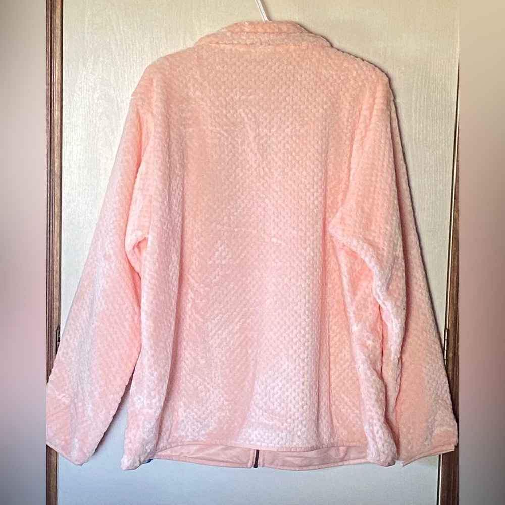 Columbia Jacket NWT, in a very cuddly fleece in a soft peach color. Size 2X. - Picture 2 of 12